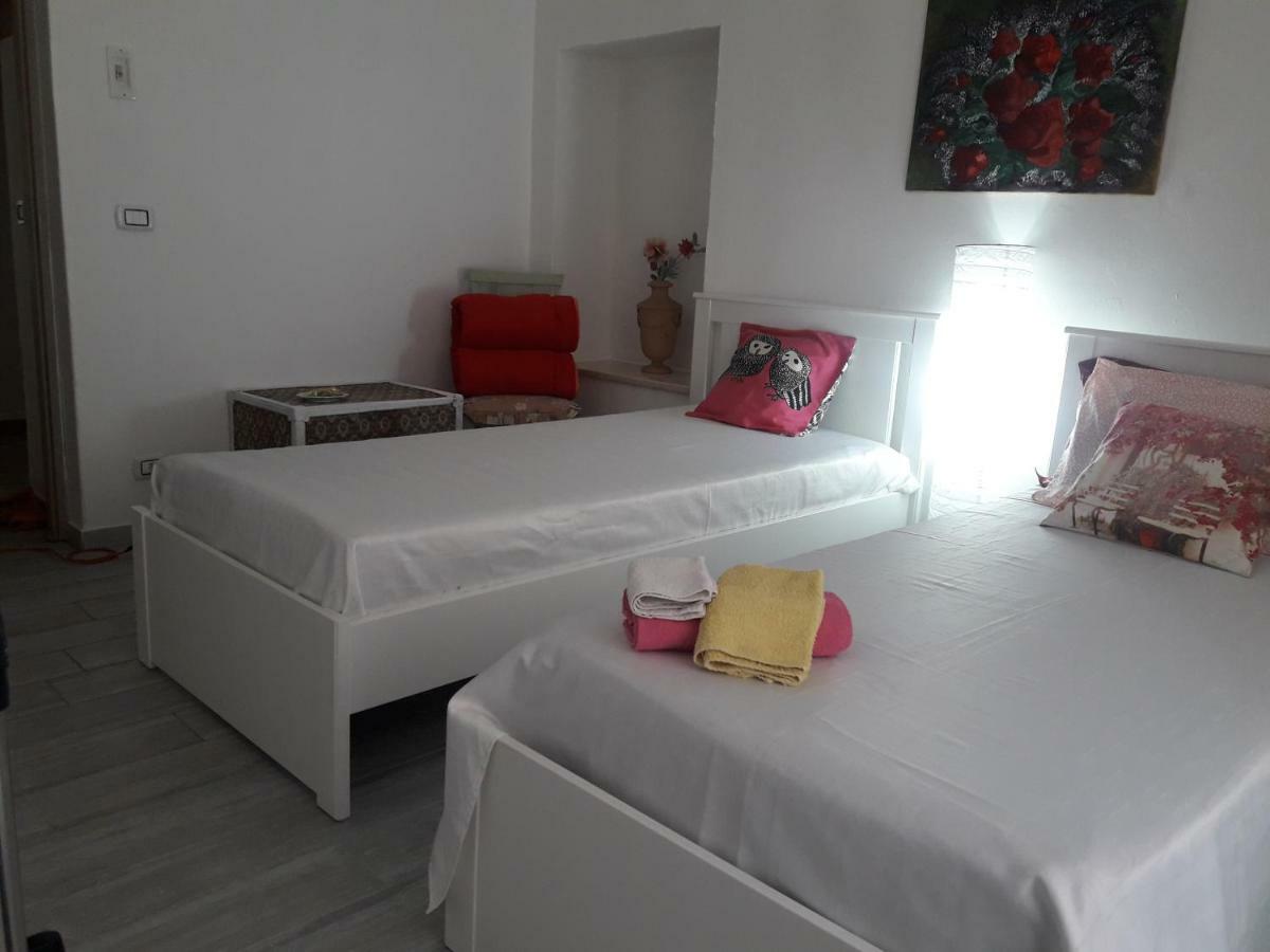 Al Molo Sant'Eligio Hotel Taranto Exterior photo